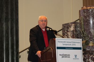 2016 Jim Wiesemeyer Informa at podium